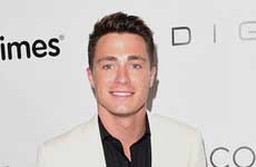 Arrow, Colton Haynes es gay! Sale del closet!