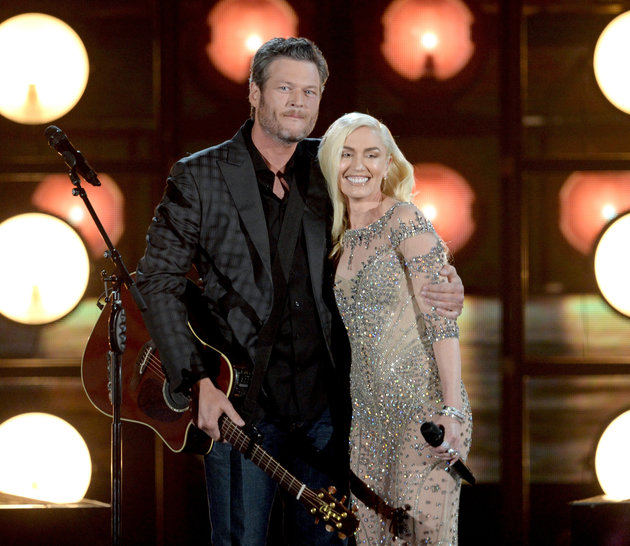 gwen stefani blake shelton billboards 2016