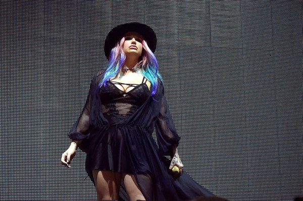 kesha at coachella