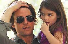 Tom Cruise no ve a Suri por la Scientology?