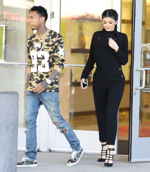 Kylie Jenner Tyga Hit Mall