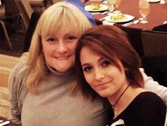 paris jackson madre debbie rowe