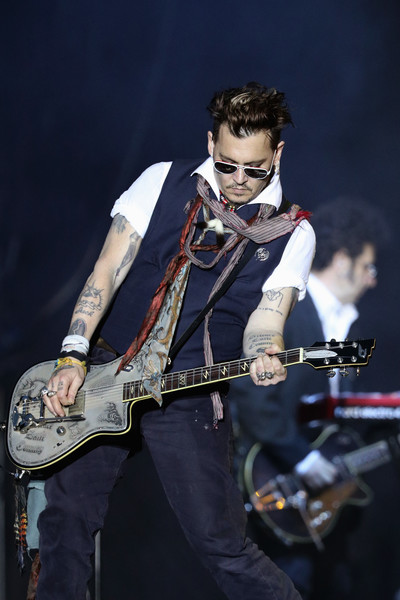 Johnny Depp Hollywood Vampires Perform Hessentag