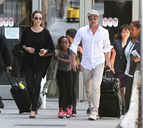 angelina brad family arriving