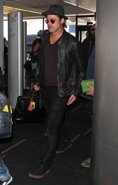 Brad Pitt Angelina airport