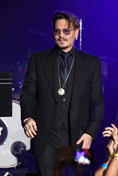 Johnny Depp 2016 Rhonda Kiss Arrivals