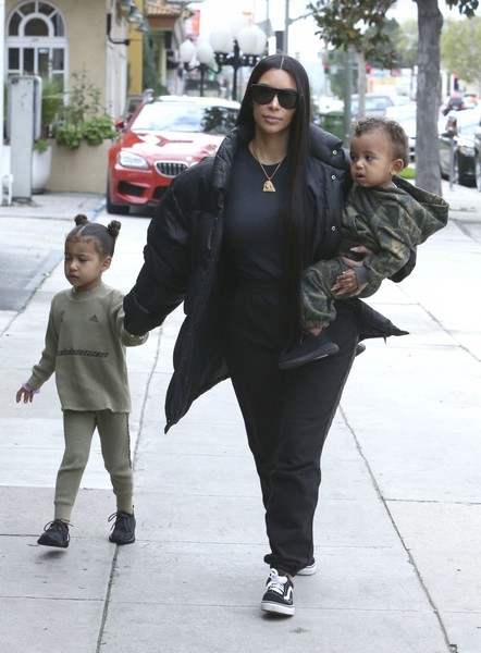 Kim Kardashian children pic