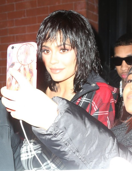 Kylie Jenner Takes Photos