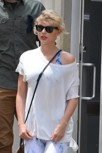 Taylor Swift Hits Gym NYC aug 2016