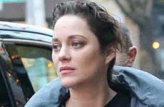 Marion Cotillard irreconocible!! WTF?