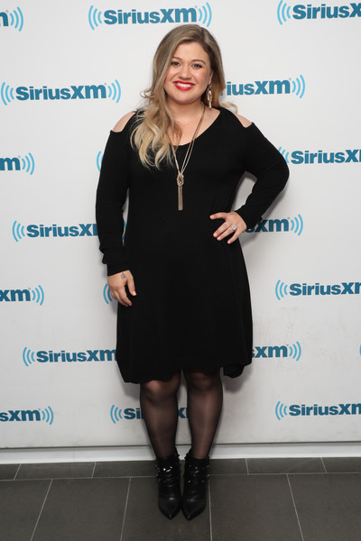 Kelly Clarkson Jenny McCarthy Launches