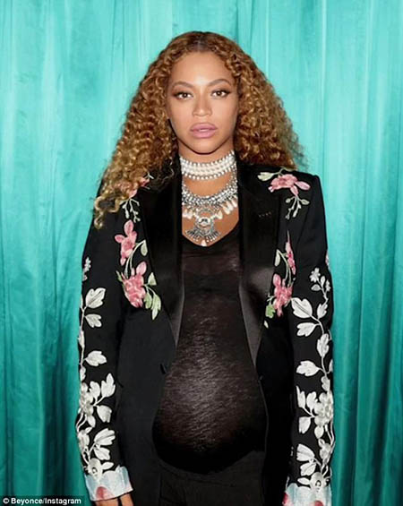 beyonce preggo black outfit