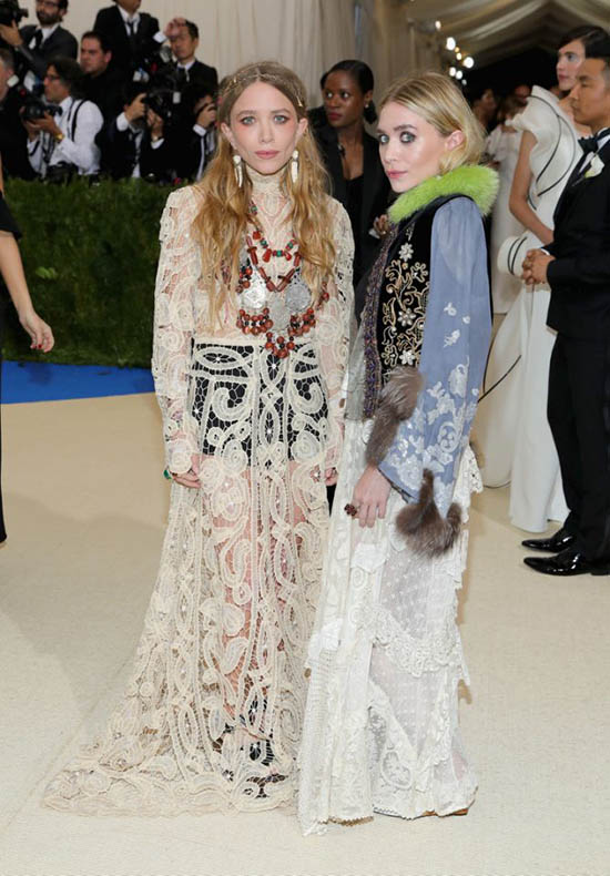 gemelas olsen met gala 2017