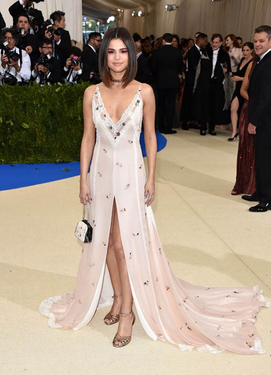 selena gomez met gala 2017