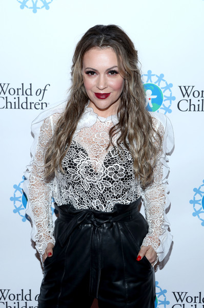 Alyssa milano 2017 World Children Hero Awards event