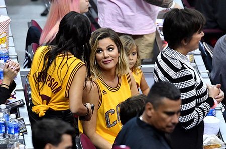 Khloe Kardashian 2017 NBA Finals game