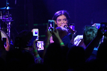Lorde Performs SiriusXM Bowery Ballroom