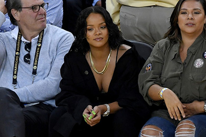 Rihanna 2017 NBA Finals Game One