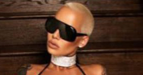 Amber Rose muestra su cosa peluda en Instagram!