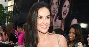 Demi Moore perdió dos dientes por estrés!