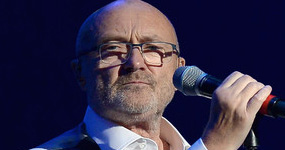 Phil Collins se cayó en el baño! Ouch!