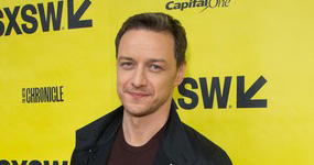 James McAvoy no le gusta su cabeza rapada! LOL!