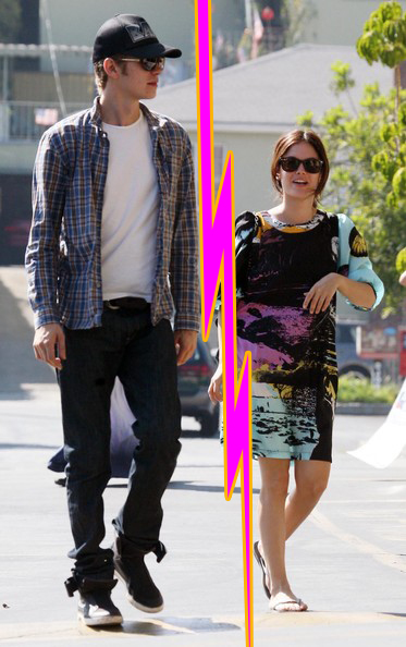 Rachel Bilson Hayden Christensen walking