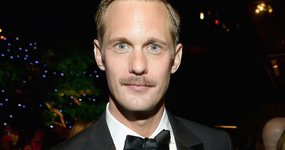 Alexander Skarsgard calvo! El Tio creepy! WTF?