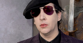 Marilyn Manson hospitalizado, el escenario le cayó encima. WTF?