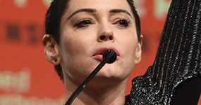 Orden de Arresto para Rose McGowan por cargos de drogas. WTF?