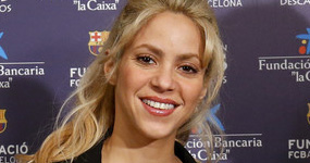 Shakira pospone gira europea