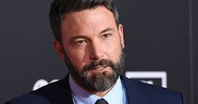 Ben Affleck sigue en tratamiento por alcoholismo