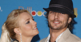 Kevin Federline va tras el dinero de Britney Spears!