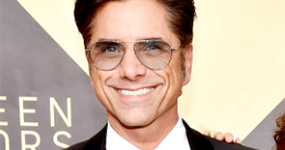 John Stamos y su esposa Caitlin padres de un niño!