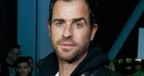 Justin Theroux con la modelo Erika Cardenas