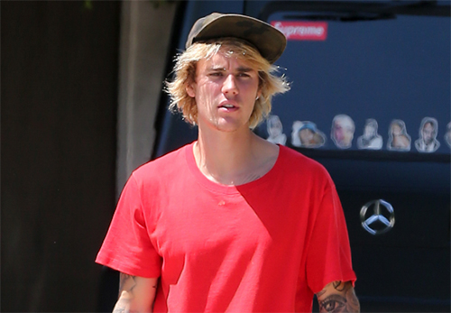 justin bieber red tshirt