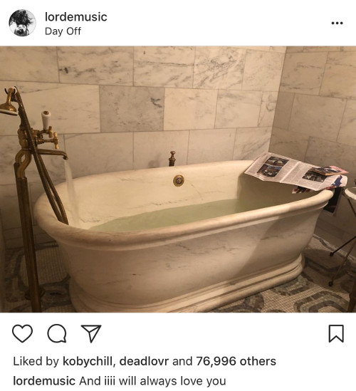 lorde bathtub tweet
