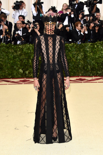 cara delevigne met gala 2018