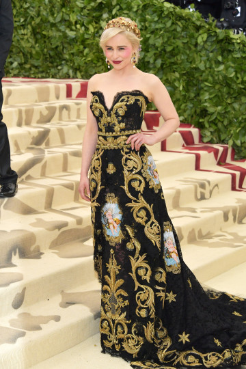 emilia clarke met gala 2018