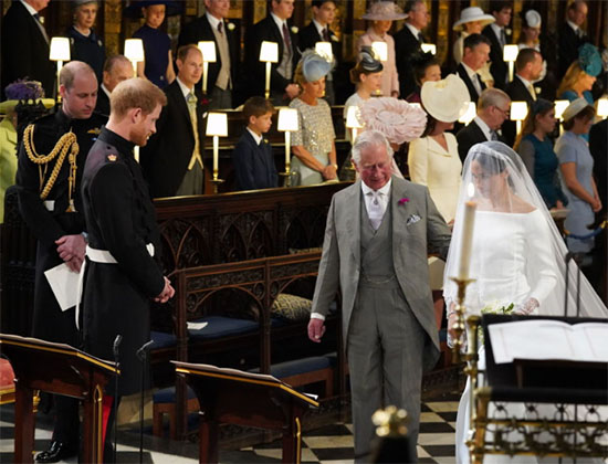 meghan markle principe harry princioe carlos altar