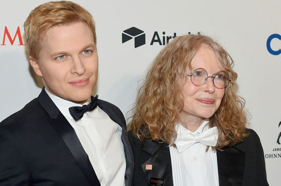 ronan farrow mia farrow