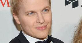 Ronan Farrow responde a Moses y el supuesto maltrato de Mia Farrow