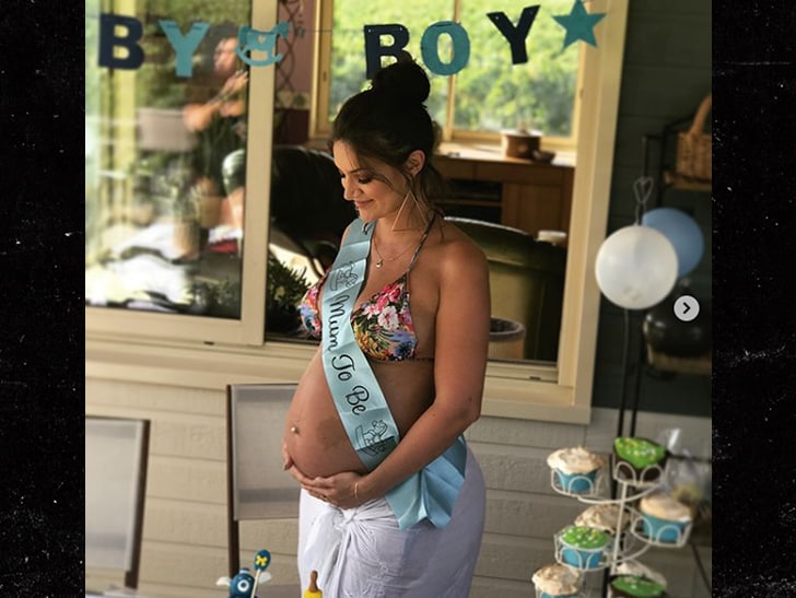 sophie brussaux baby shower instagram