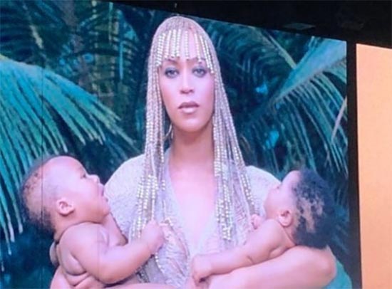 beyonce with twins