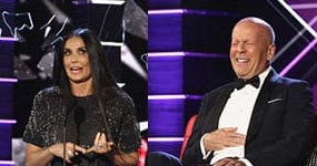 Demi Moore en el Roast a Bruce Willis – LOL!