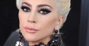 Lady Gaga se disculpa por decir que Zombie Boy se suicidó