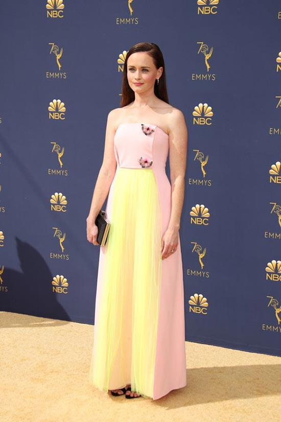 emmys 2018 red carpet alexis bledel