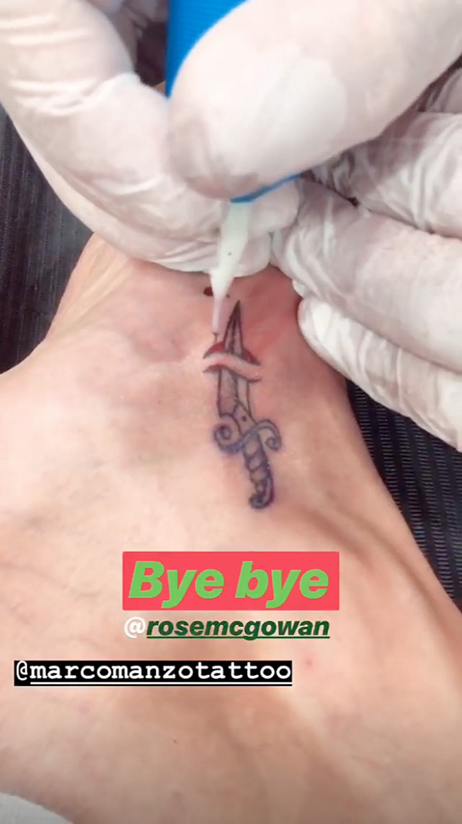 Asia Argento Rose McGowan Tattoo 2