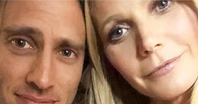 Gwyneth Paltrow se casó con Brad Falchuk! Vean los anillos!