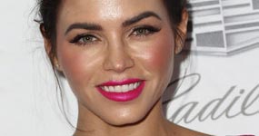 Jenna Dewan besa a su nuevo novio tras solicitar el divorcio de Channing Tatum